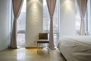 How To Choose Curtains In The Bedroom?