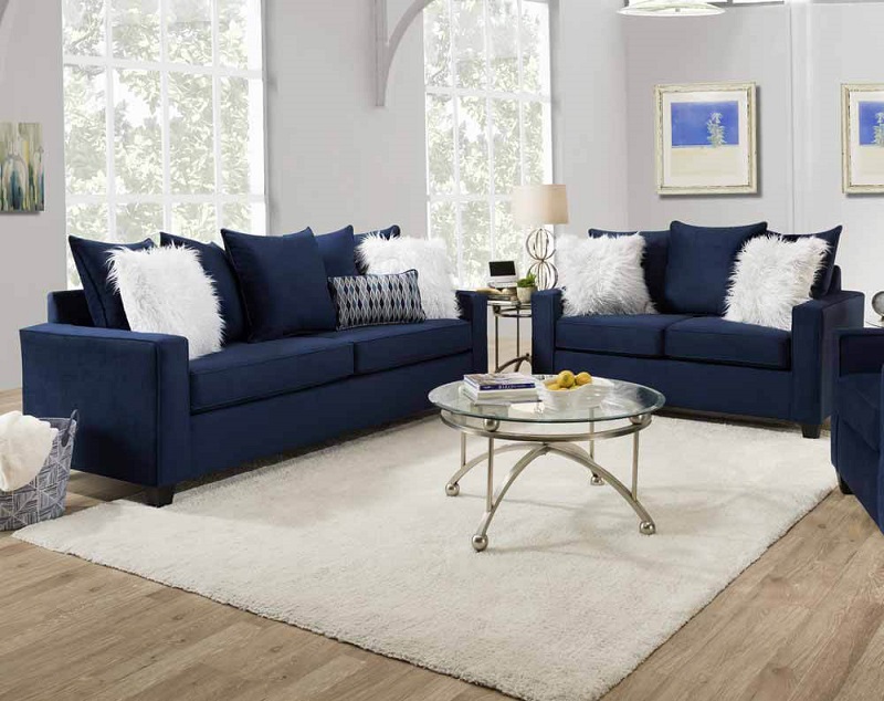 A BLUE SOFA LIKE THE SEA FOR YOUR PERFECT LIVING ROOM